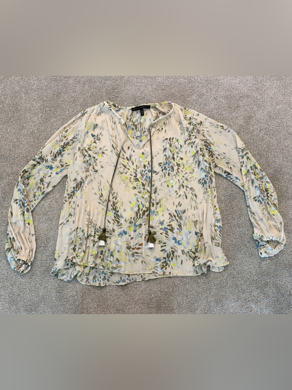 White House Black Market Floral Blouse
